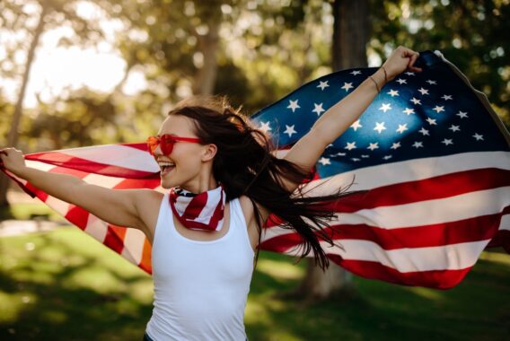 How to Get the Perfect Glow for Independence Day Without Hurting Your Skin