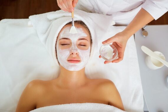 De-stress Pre-holiday with These Facials That Allow You to Relax